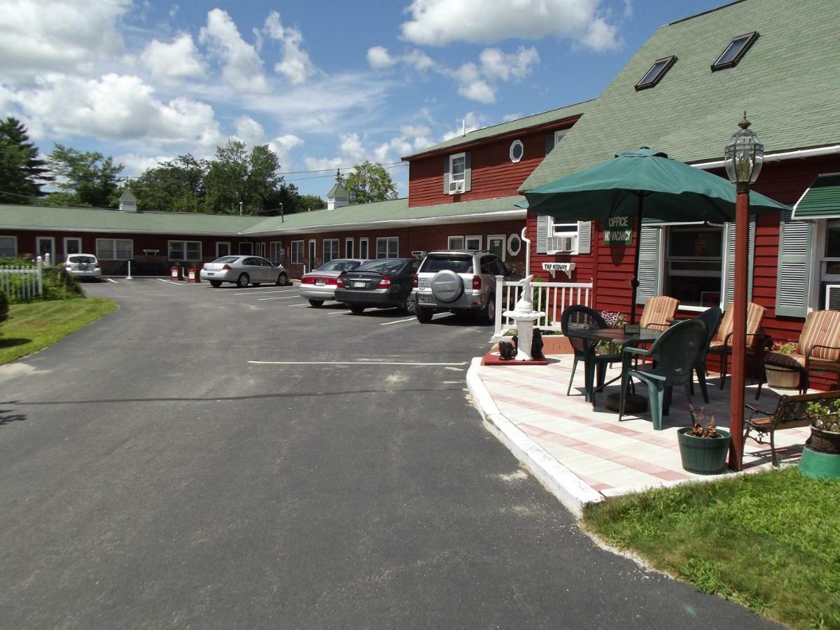 Midway Lodging Motel Cornish Exterior photo